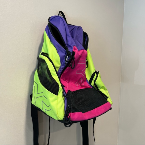TYR Alliance 30L Multicolor Backpack - Picture 3 of 8
